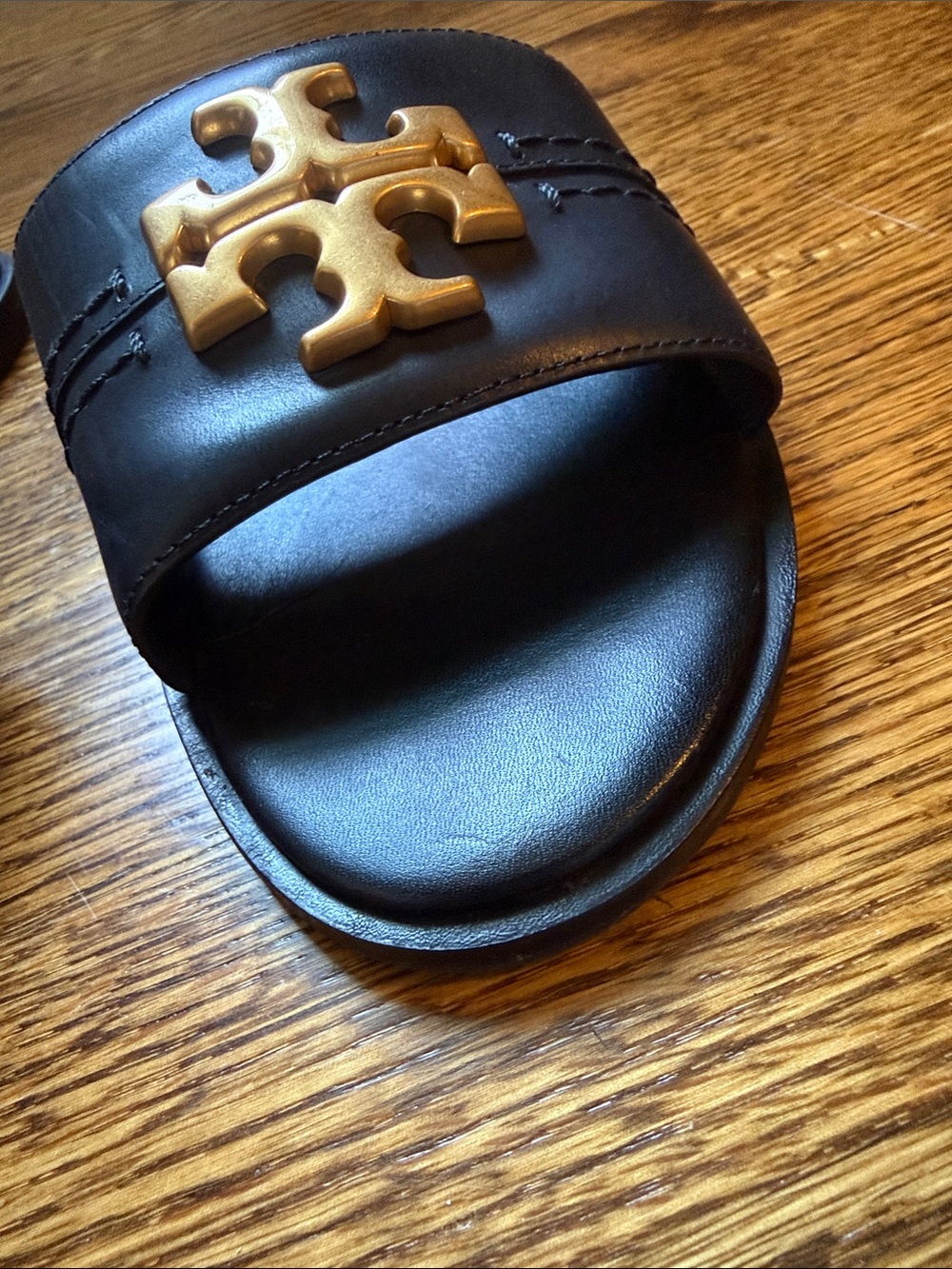 Tory Burch Women’s Black Leather Slide Sandals with Gold Logo - Picture 3 of 5
